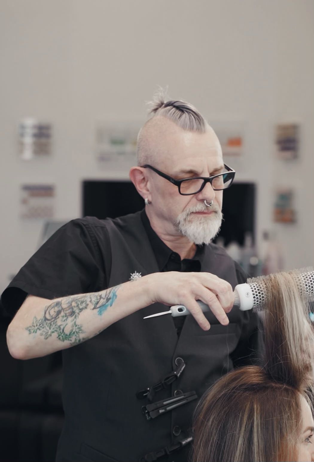 Professionelle Haarstyling-Technik